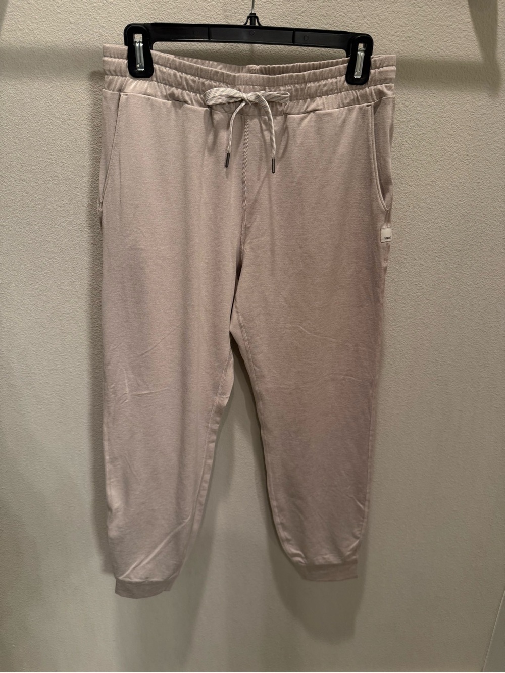 Vuori Women’s Performance Jogger Pants - Ecru/cream